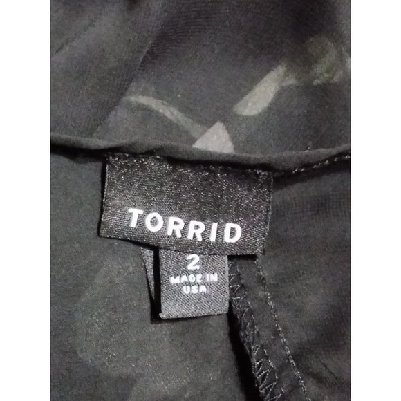 TORRID SHEER FLORAL PRINT BATWING SLEEVE SHIRRED HEM TOP SIZE 2 (2X 18/20) - Picture 5 of 7